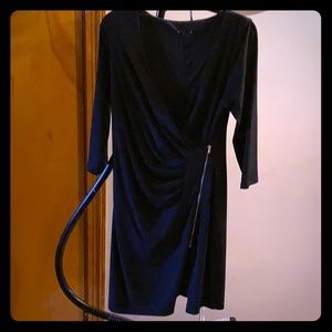 Black express dress with side zipper detail